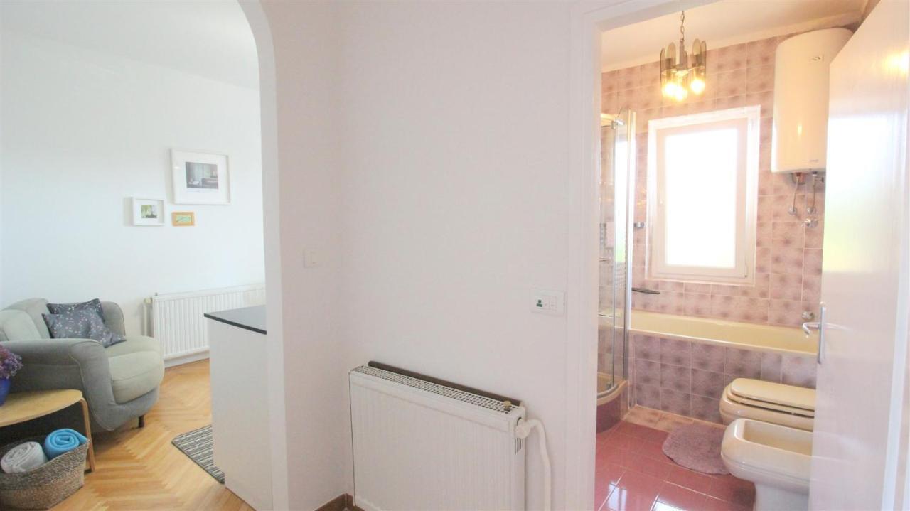 Tamaris, 600 M From The Beach Novigrad Istria Exterior foto